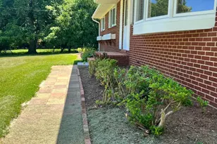 12405 Shafer Ln, Bowie, MD 20720 - Photo 45