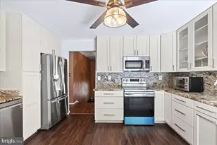 9202 Southmoor Ct, Upper Marlboro, MD 20772 - Photo 11