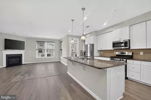 3210 Tribune Ct, Hyattsville, MD 20782 - Photo 9