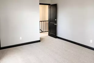 4881 Towne Park Rd, Suitland, MD 20746 - Photo 13