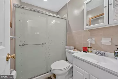 5406 Spring Lane, Hyattsville, MD 20781 - Photo 11