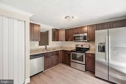 310 Shady Glen Drive, Capitol Heights, MD 20743 - Photo 5