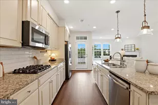 10102 Dorsey Ln, Lanham, MD 20706 - Photo 7
