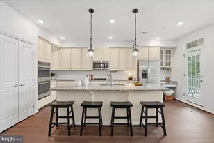10102 Dorsey Ln, Lanham, MD 20706 - Photo 5