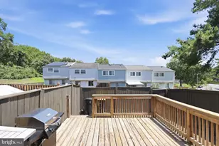 703 Green Willow Pl, Landover, MD 20785 - Photo 33