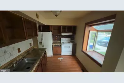 6942 Scotch Dr, Laurel, MD 20707 - Photo 5