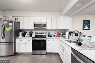 8202 Greenspire Terrace, Hyattsville, MD 20783 - Photo 3