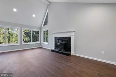 37 Lakeside Drive, Greenbelt, MD 20770 - Photo 3