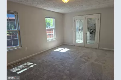 8106 Maxfield Drive, Clinton, MD 20735 - Photo 3