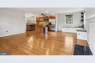 5608 Eastwood Court, Clinton, MD 20735 - Photo 5