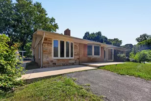 5611 Park Dr, Bowie, MD 20715 - Photo 5