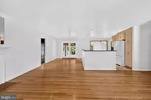 5611 Park Dr, Bowie, MD 20715 - Photo 9