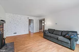 2200 Oaktree Ln, Temple Hills, MD 20748 - Photo 23