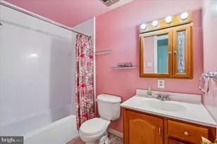 2200 Oaktree Ln, Temple Hills, MD 20748 - Photo 21