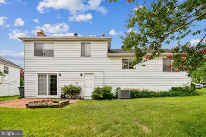 2200 Oaktree Lane, Temple Hills, MD 20748 - Photo 3