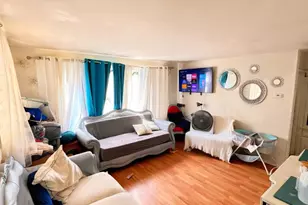 6035 67th Pl, Riverdale, MD 20737 - Photo 5