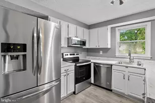 11223 Westport Dr, Bowie, MD 20720 - Photo 3