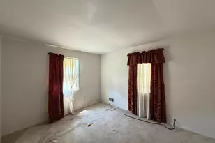 4504 Sprucewood Ct, Temple Hills, MD 20748 - Photo 11