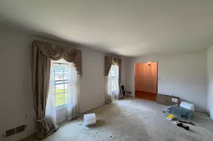 4504 Sprucewood Ct, Temple Hills, MD 20748 - Photo 3