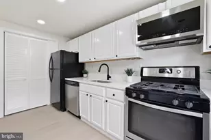 1801 Dutch Village Dr, Landover, MD 20785 - Photo 7