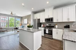 3611 Sentinel Dr, Hyattsville, MD 20782 - Photo 3