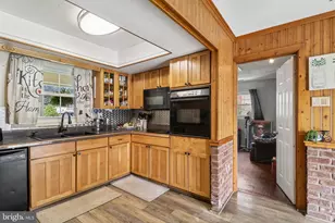 15751 Pointer Ridge Dr, Bowie, MD 20716 - Photo 19