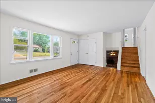 7202 Good Luck Rd, Lanham, MD 20706 - Photo 11