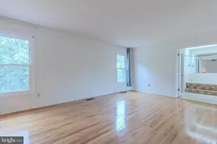 3929 Sunflower Cir, Bowie, MD 20721 - Photo 15
