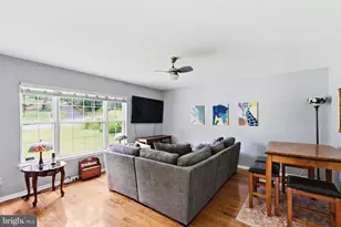 5121 S South Barnaby Rd, Temple Hills, MD 20748 - Photo 11