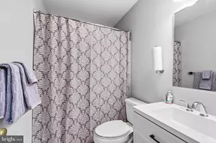 5121 S South Barnaby Rd, Temple Hills, MD 20748 - Photo 13