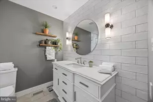 12127 Long Ridge Ln, Bowie, MD 20715 - Photo 21