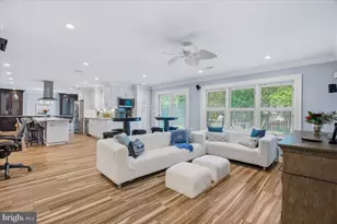 12127 Long Ridge Ln, Bowie, MD 20715 - Photo 19