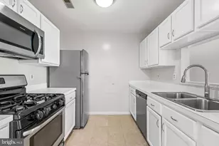 6640 Lake Park Dr, Greenbelt, MD 20770 - Photo 19