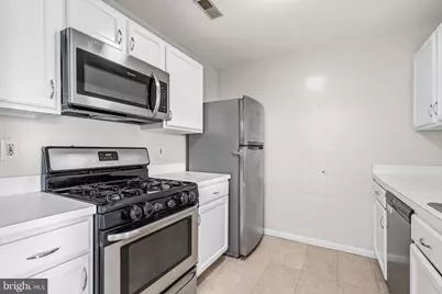 6640 Lake Park Drive #3B, Greenbelt, MD 20770 - Photo 17