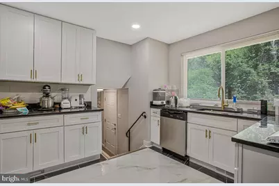 11306 Sherrington Court, Upper Marlboro, MD 20774 - Photo 7