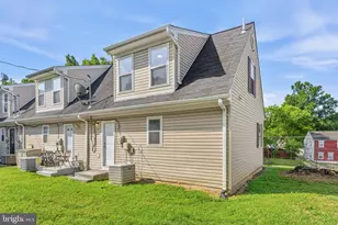 6944 Hawthorne St, Hyattsville, MD 20785 - Photo 27