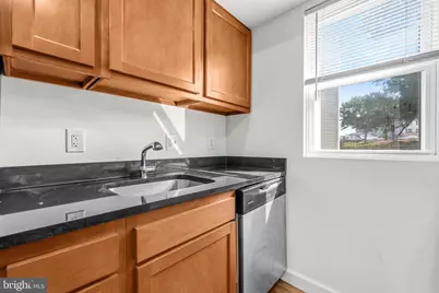 6944 Hawthorne Street, Hyattsville, MD 20785 - Photo 13