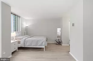 6100 Westchester Park Dr, College Park, MD 20740 - Photo 3