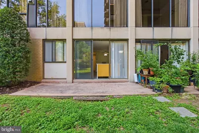 6100 Westchester Park Drive #T8, College Park, MD 20740 - Photo 17