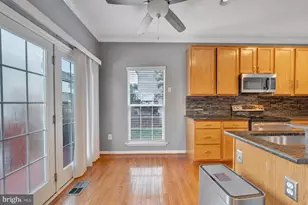 9817 Woodyard Cir, Upper Marlboro, MD 20772 - Photo 13