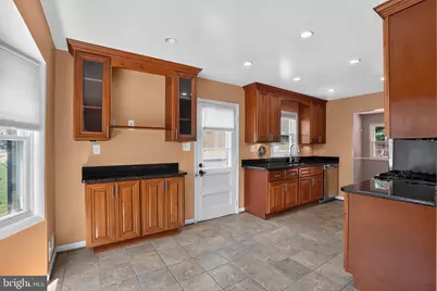 6102 Brooke Jane Drive, Clinton, MD 20735 - Photo 9