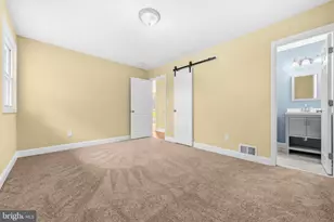 8300 Cathedral Ave, New Carrollton, MD 20784 - Photo 19
