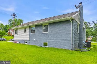 8300 Cathedral Avenue, New Carrollton, MD 20784 - Photo 37