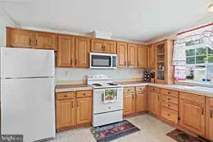 9514 Beech Park St, Capitol Heights, MD 20743 - Photo 9