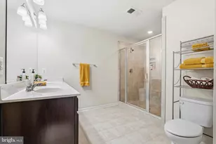 2643 Campus Way N, Glenarden, MD 20706 - Photo 19
