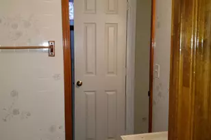 8311 Navahoe Dr, Silver Spring, MD 20903 - Photo 17