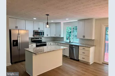 8601 Briarwood Court, Laurel, MD 20708 - Photo 5