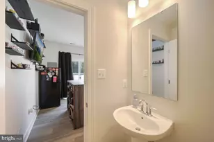 10864 Foxtrot Cir, Upper Marlboro, MD 20772 - Photo 17