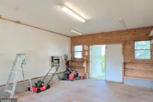 5725 Nevada St, College Park, MD 20740 - Photo 23