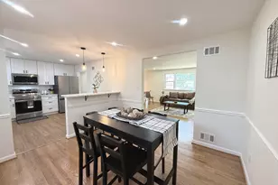 1922 Oakwood St, Temple Hills, MD 20748 - Photo 3